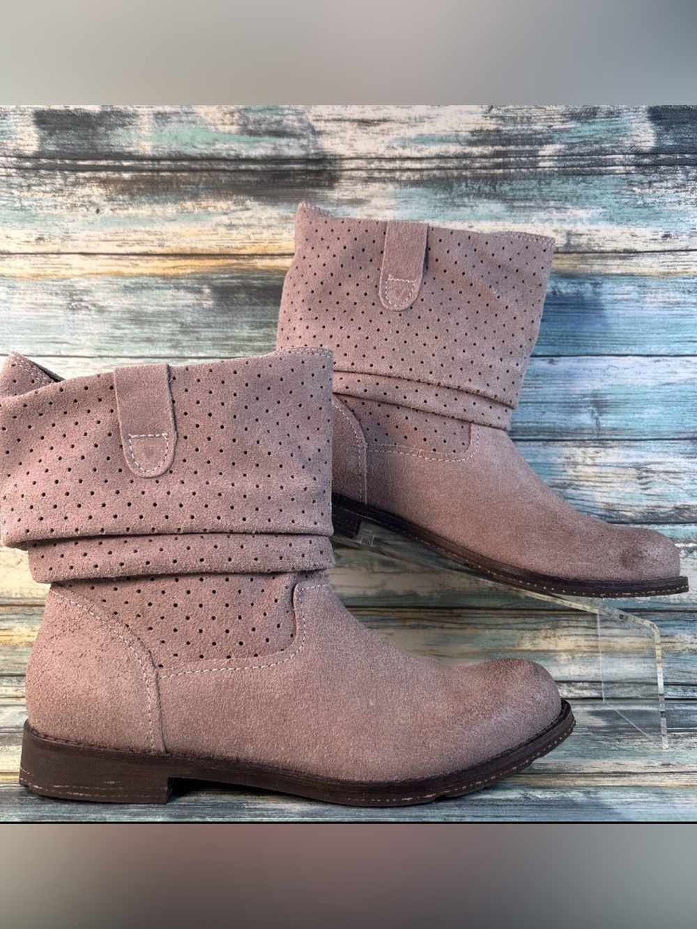 OTBT Slouch Ankle Boot Womens 9M Light Brown Suede Pull On Pleated Flat Casual